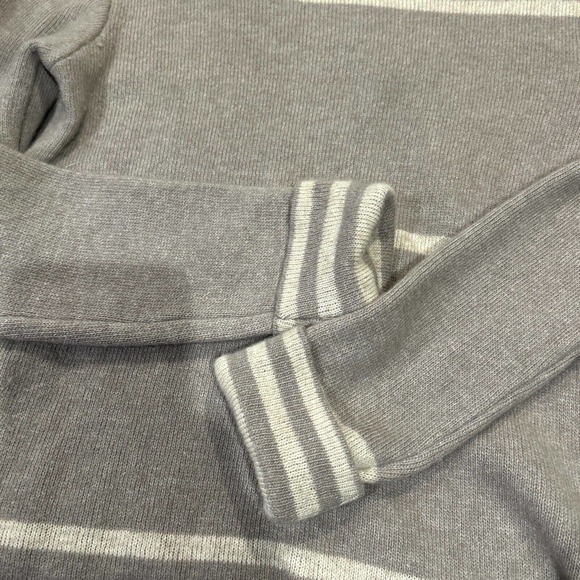 Benedetta B Women’s Size Medium Tan Cream Sweater - Picture 6 of 6